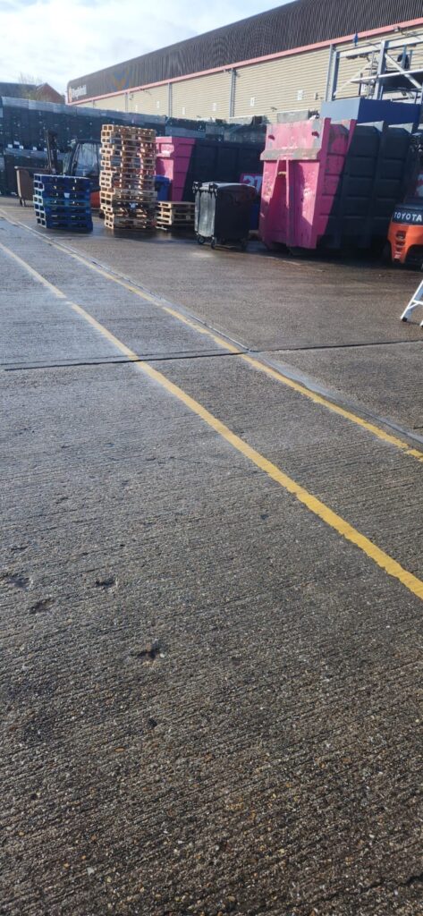 Commercial Yard Cleaning